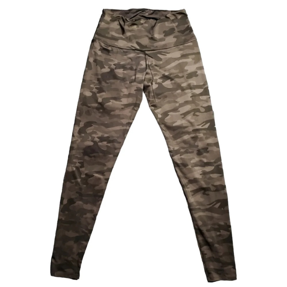 Onzie High Rise Green Camo Leggings
